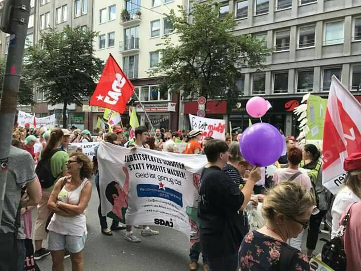 Läuft bei den GenossInnen in  #NRW! Wir sind laut und zahlreich beim streiken fü…