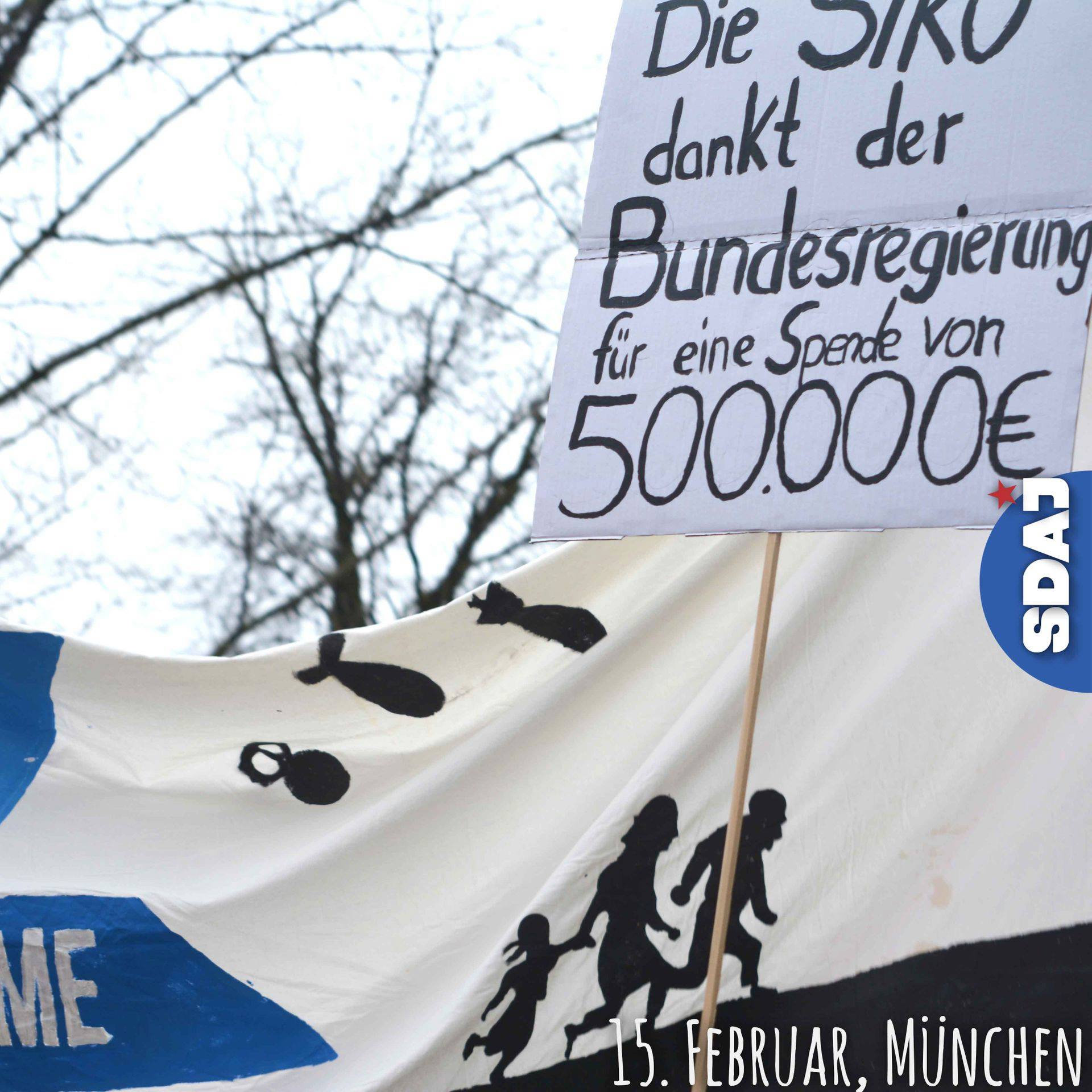 Wer kann, sollte diesen Samstag nach #München und sich bei der Großdemo gegen di…