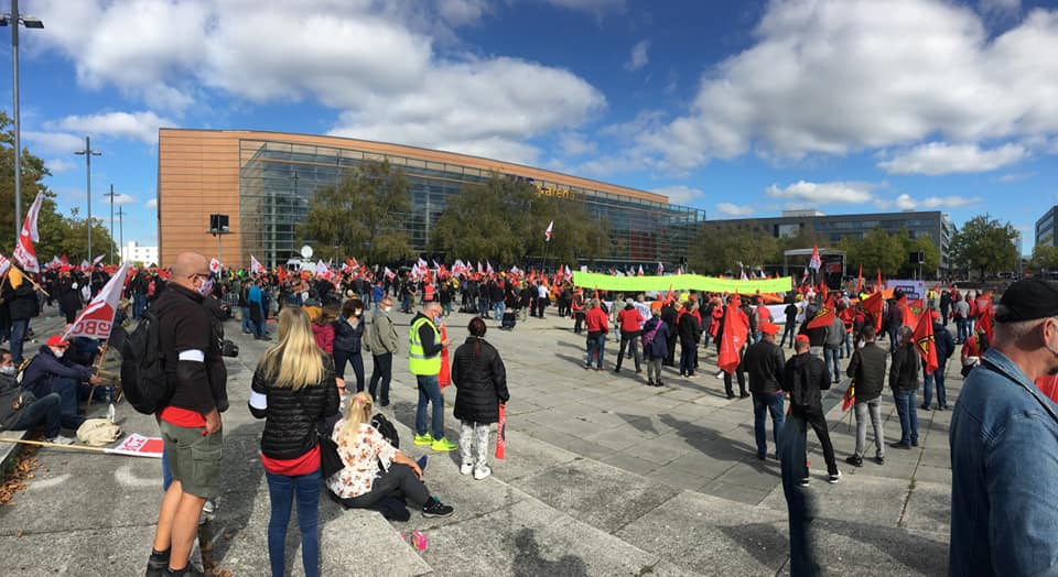 Gestern waren wir auf der Demo gegen die geplanten Einsparmaßnahmen bei Continen…